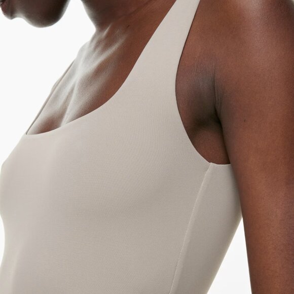 Aritzia Babaton Contour Cairo Sleeveless Square Neck Bodysuit - Picture 3 of 11